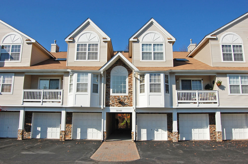 Willow Walk Condominiums